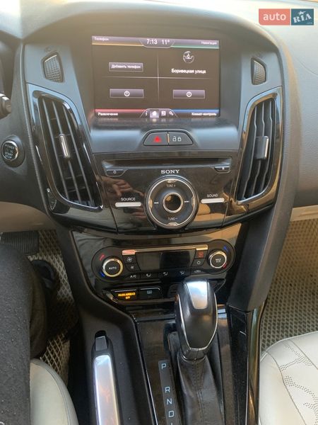 Хэтчбек Ford Focus 2013 в Черновцах