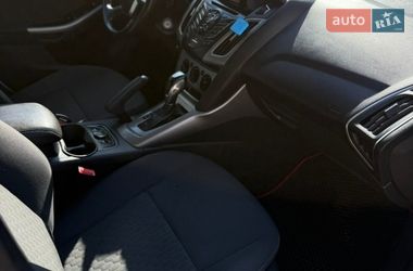 Хетчбек Ford Focus 2014 в Житомирі