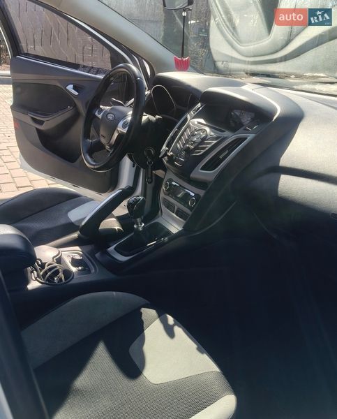 Седан Ford Focus 2013 в Кременчуці фото 11 Седан Ford Focus 2013 в Кременчуці