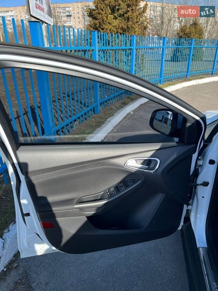 Седан Ford Focus 2017 в Черкасах