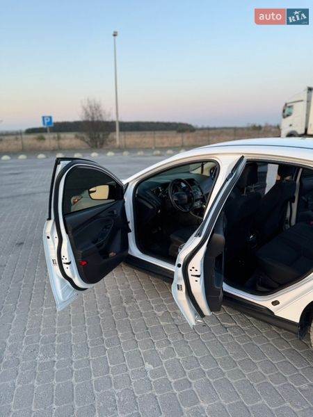 Седан Ford Focus 2018 в Бродах фото 13 Седан Ford Focus 2018 в Бродах