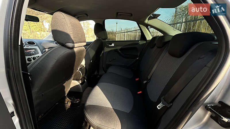 Седан Ford Focus 2007 в Мукачево
