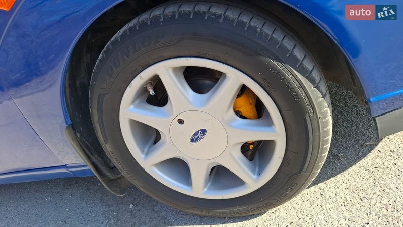 Седан Ford Focus 2002 в Тернополе