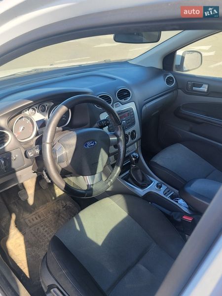 Хэтчбек Ford Focus 2011 в Киеве