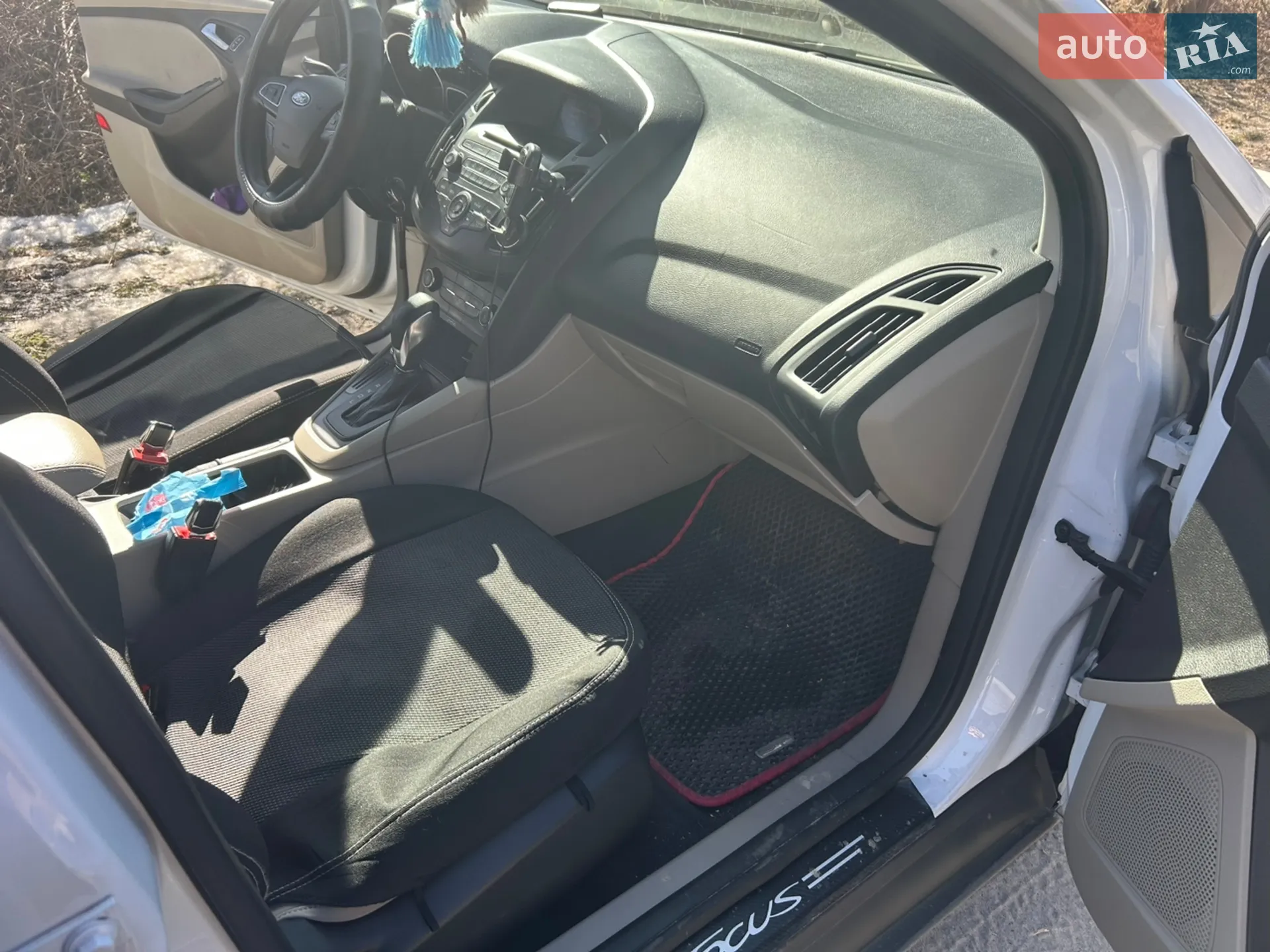 2017 Ford Focus - мініатюра 14