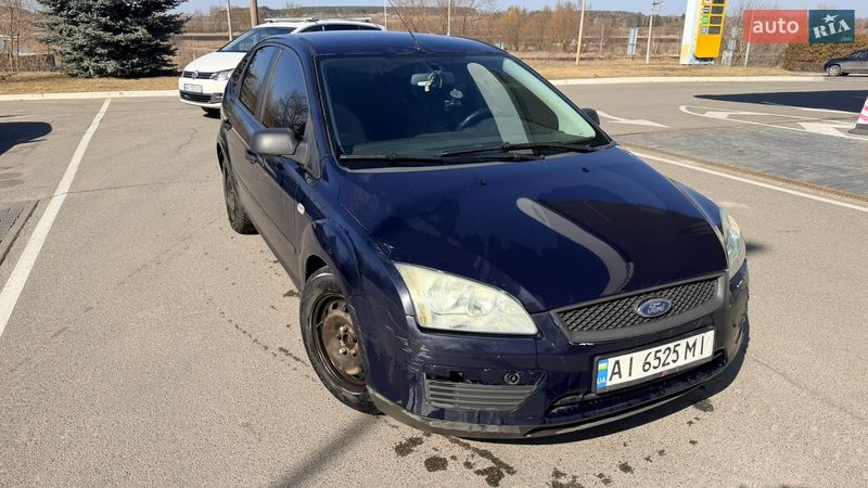 Хэтчбек Ford Focus 2005 в Киеве