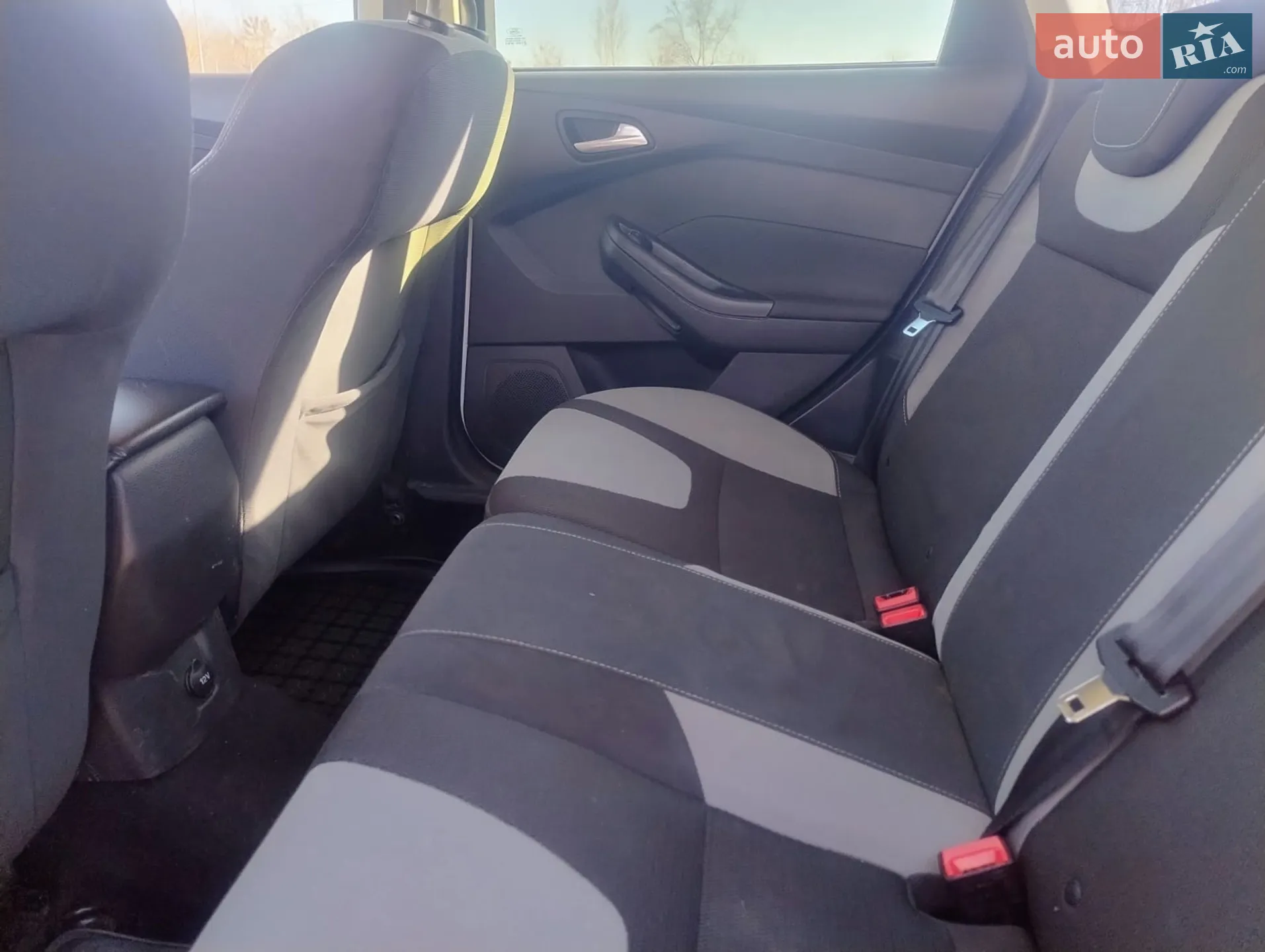2013 Ford Focus - мініатюра 19