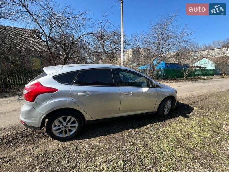 Хэтчбек Ford Focus 2011 в Днепре