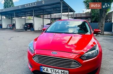 Хэтчбек Ford Focus 2015 в Киеве