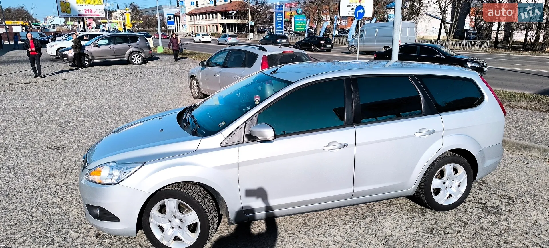 2010 Ford Focus - мініатюра 13