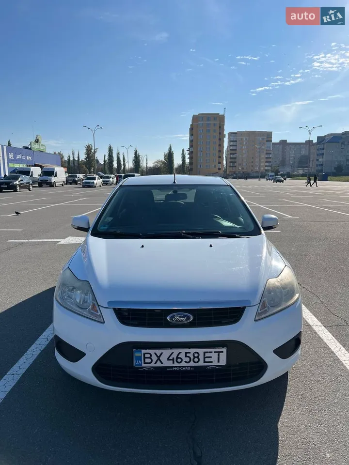 2010 Ford Focus - мініатюра 11