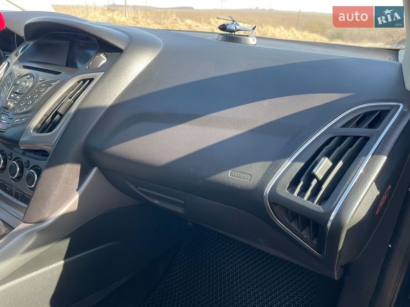 Універсал Ford Focus 2012 в Львові фото 35 Універсал Ford Focus 2012 в Львові