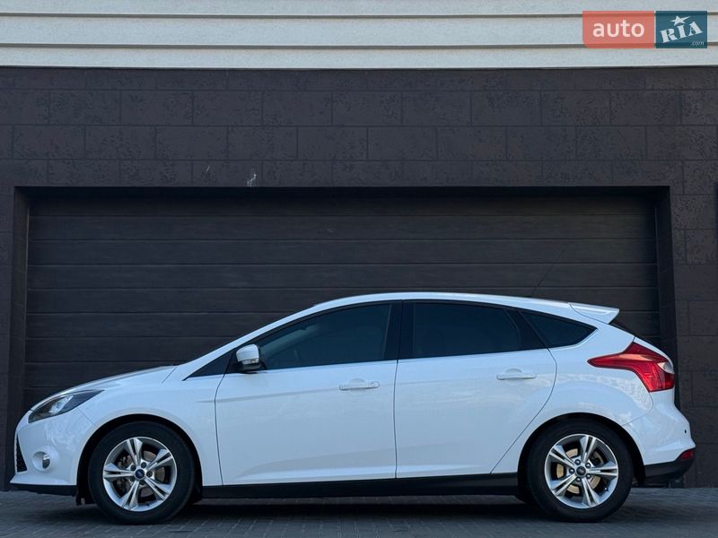 Хэтчбек Ford Focus 2013 в Николаеве