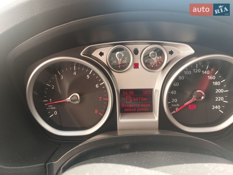 Хэтчбек Ford Focus 2011 в Киеве