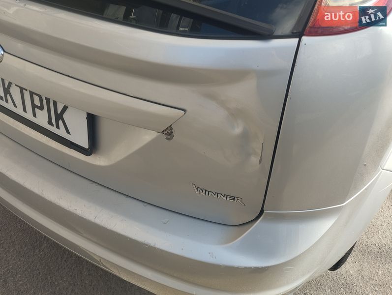 Хэтчбек Ford Focus 2011 в Киеве