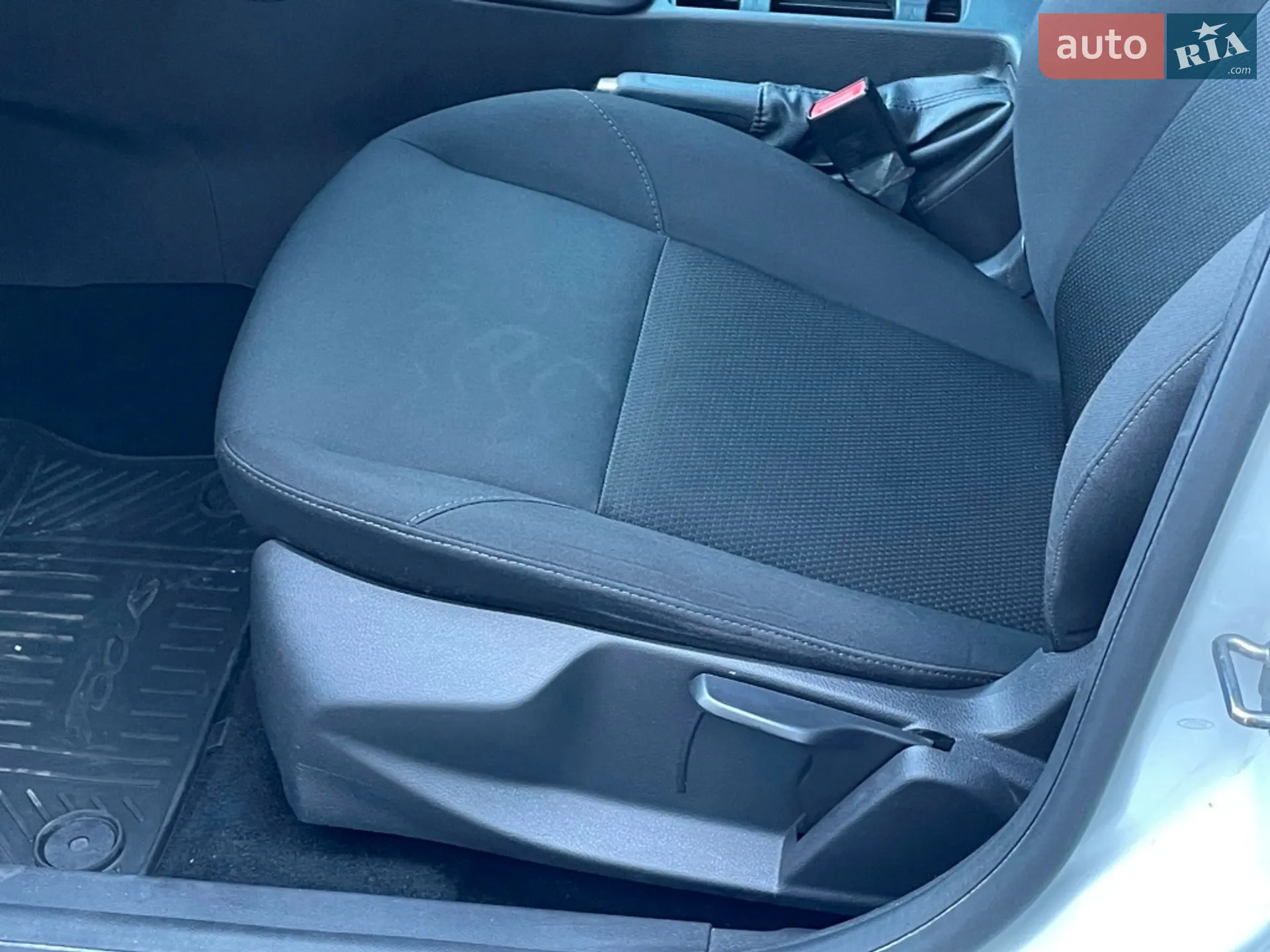 2017 Ford Focus - мініатюра 28