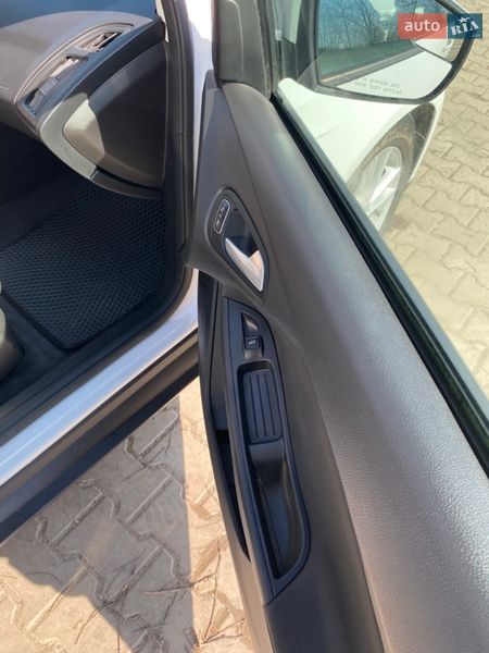 Седан Ford Focus 2015 в Львове
