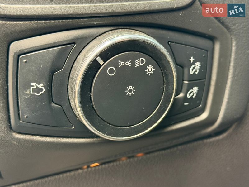 Седан Ford Focus 2014 в Дніпрі