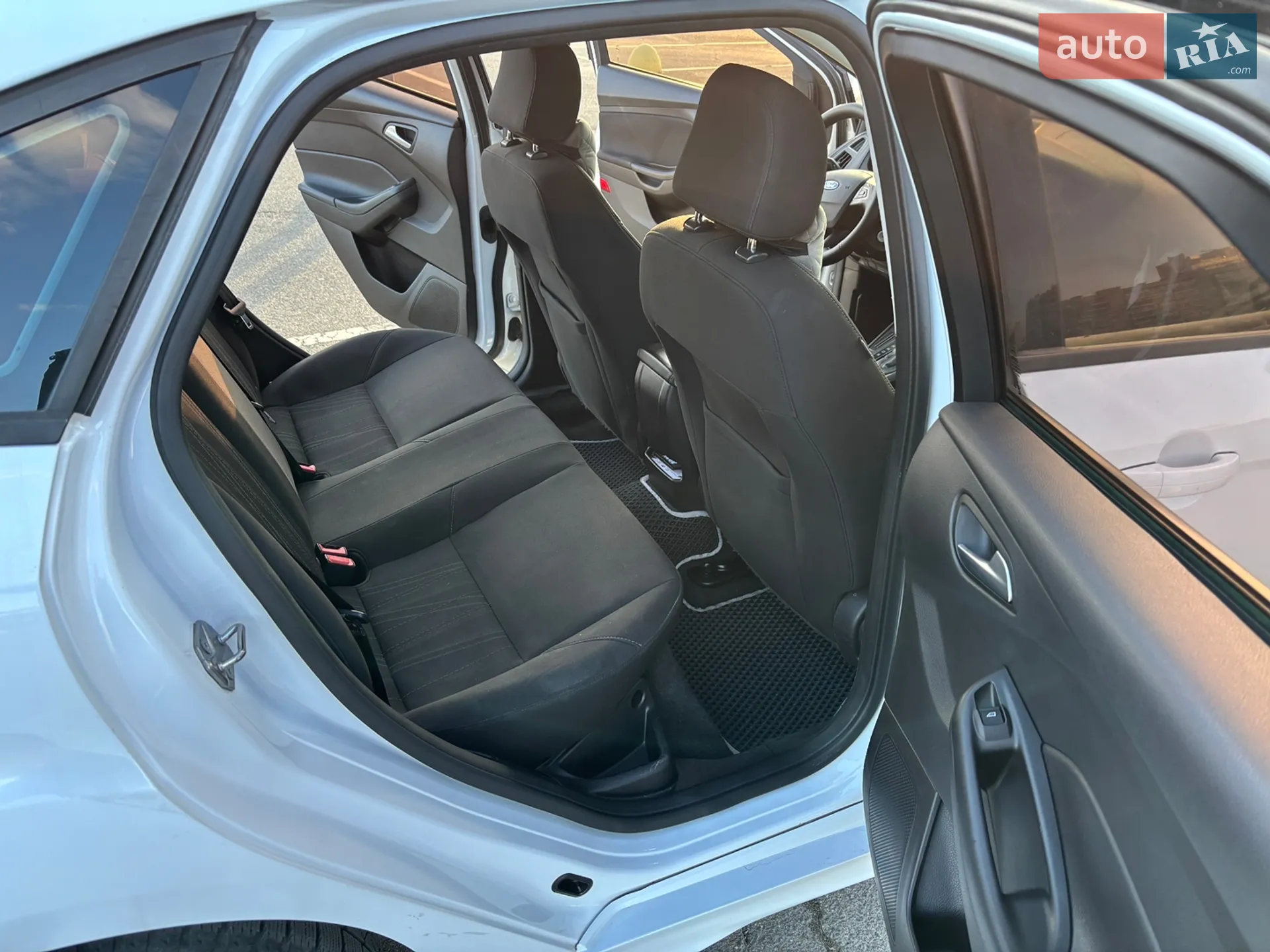 2015 Ford Focus - мініатюра 13