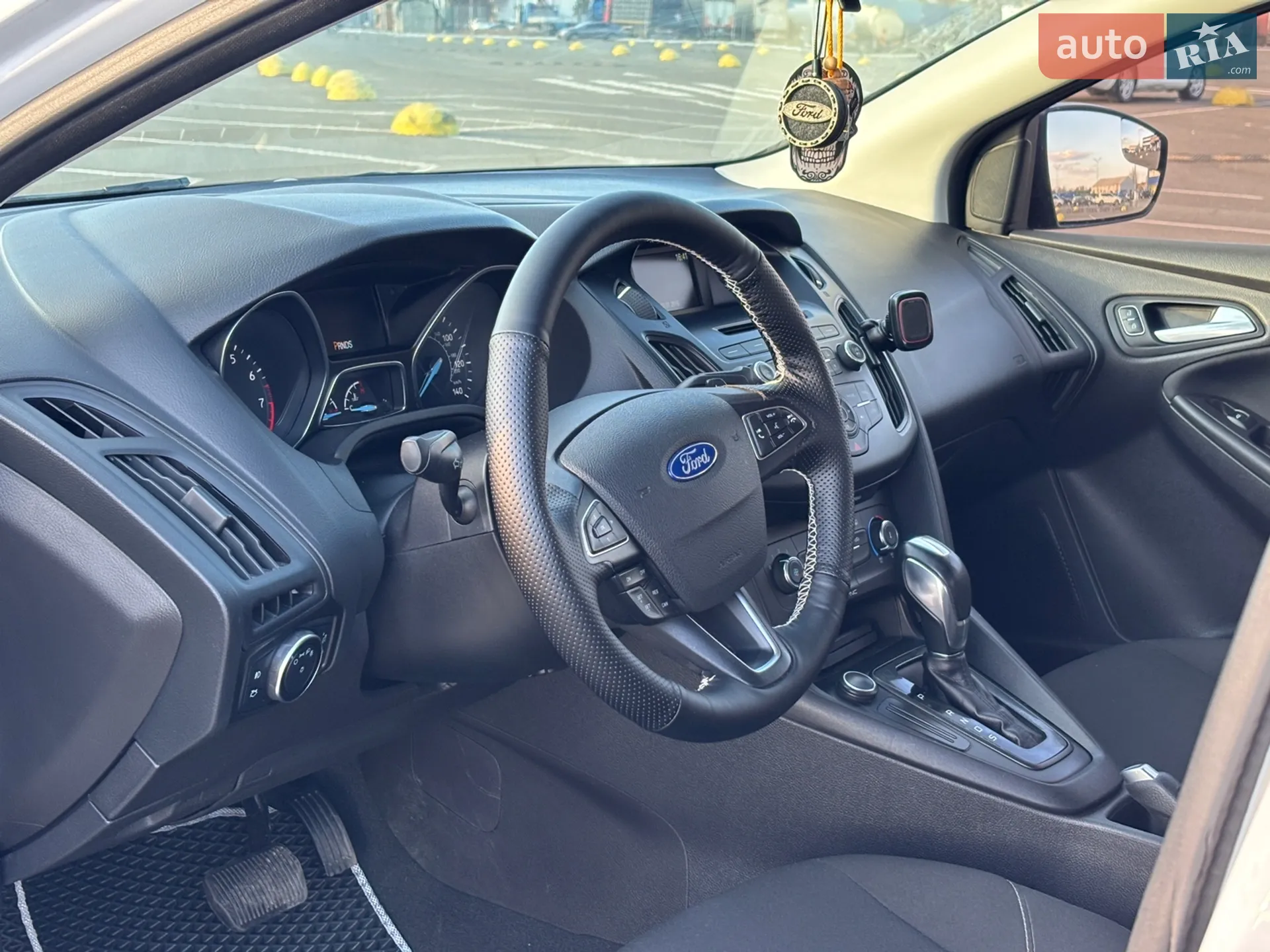 2015 Ford Focus - мініатюра 9
