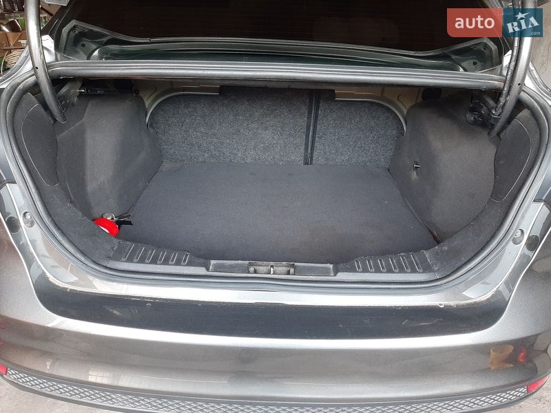 Седан Ford Focus 2015 в Конотопе