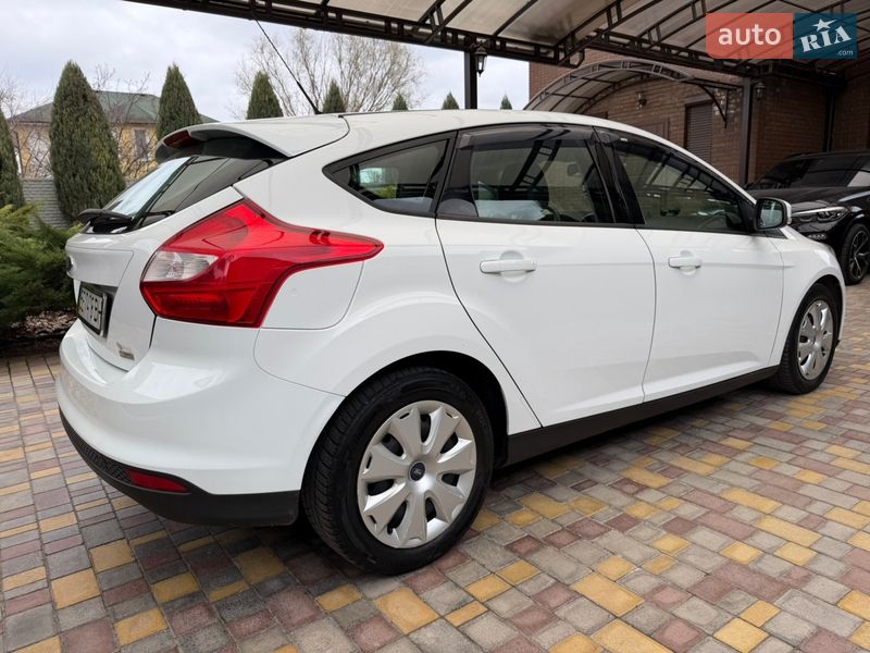 Хетчбек Ford Focus 2013 в Дніпрі