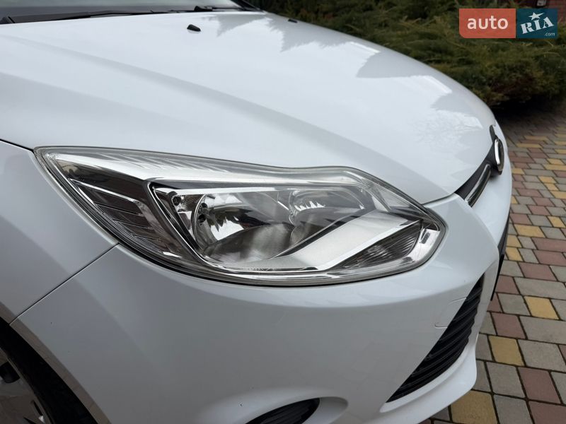 Хетчбек Ford Focus 2013 в Дніпрі