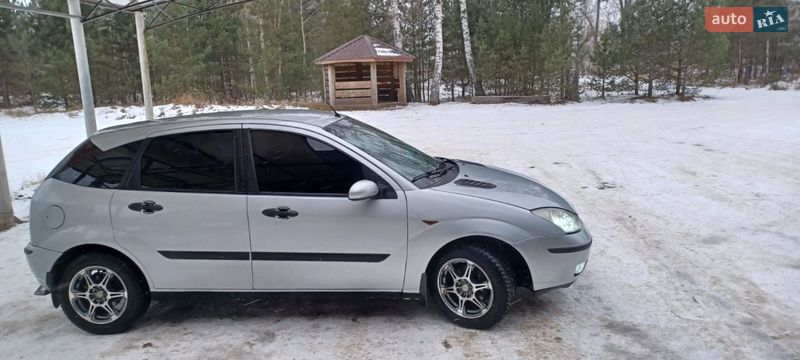 Хэтчбек Ford Focus 2004 в Славуте