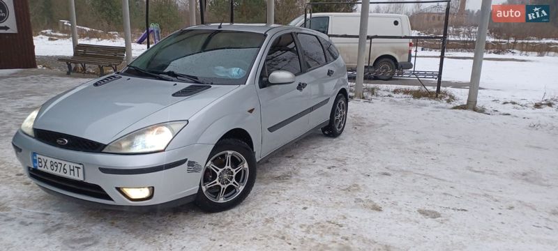 Хэтчбек Ford Focus 2004 в Славуте