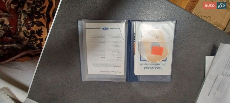 Хэтчбек Ford Focus 2004 в Славуте