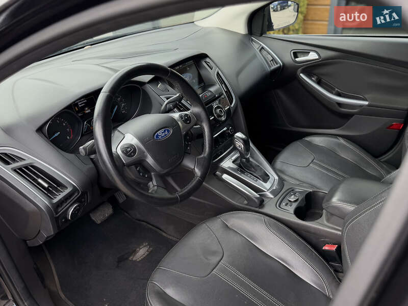 Хэтчбек Ford Focus 2012 в Шептицькому