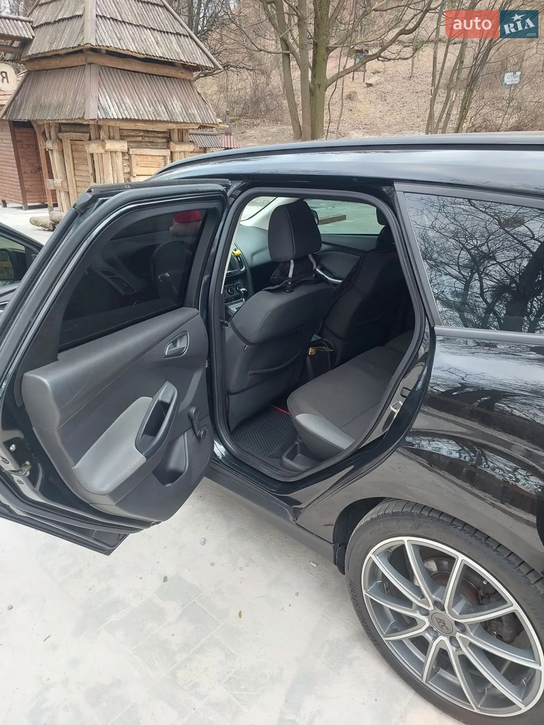 2011 Ford Focus - мініатюра 10