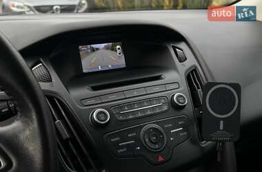 Седан Ford Focus 2015 в Львове