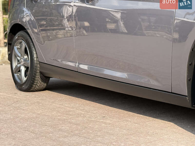 Хетчбек Ford Focus 2014 в Стрию