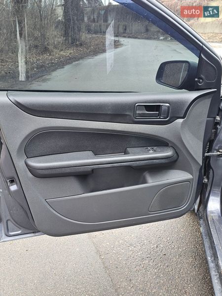 Седан Ford Focus 2007 в Киеве фото 13 Седан Ford Focus 2007 в Киеве