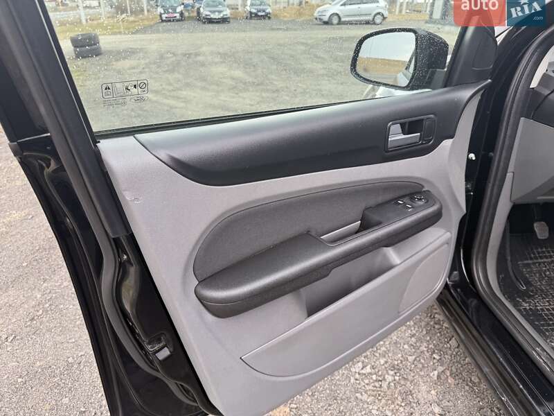 Универсал Ford Focus 2010 в Луцке фото 27 Универсал Ford Focus 2010 в Луцке