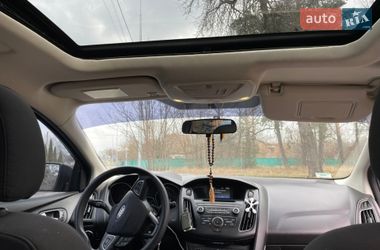 Хэтчбек Ford Focus 2015 в Киеве
