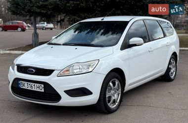 Универсал Ford Focus 2010 в Ровно