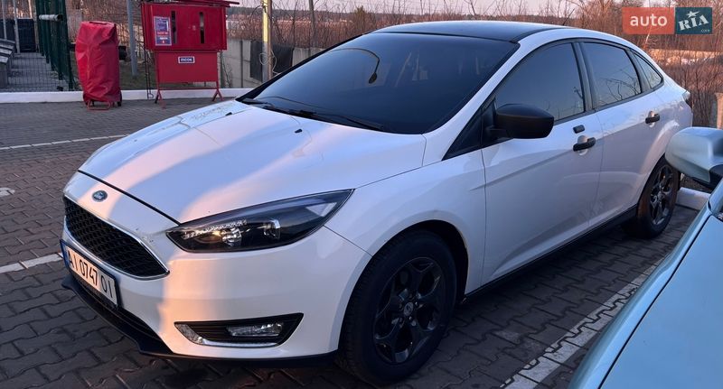 Седан Ford Focus 2016 в Остер