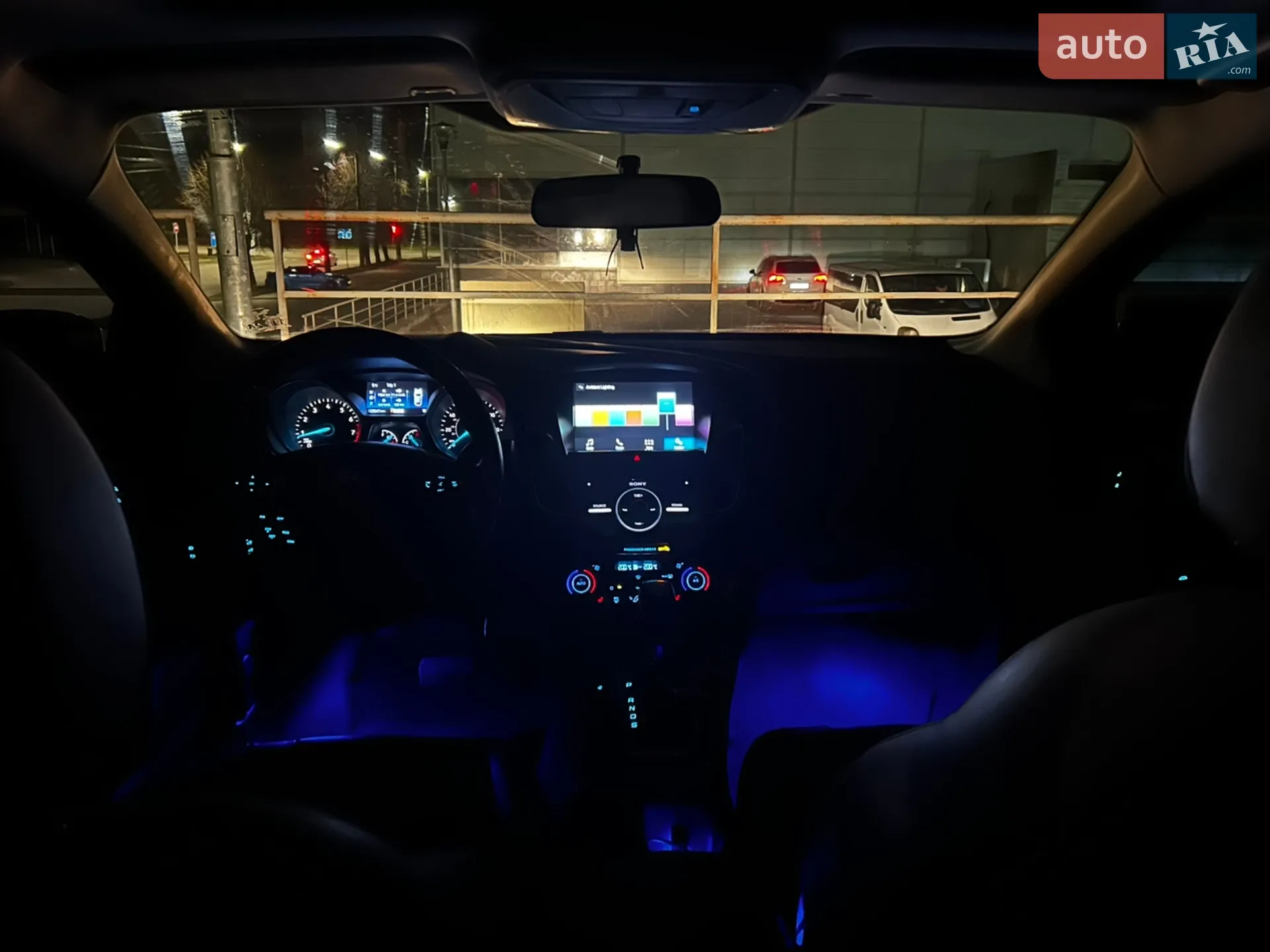 2018 Ford Focus - мініатюра 19