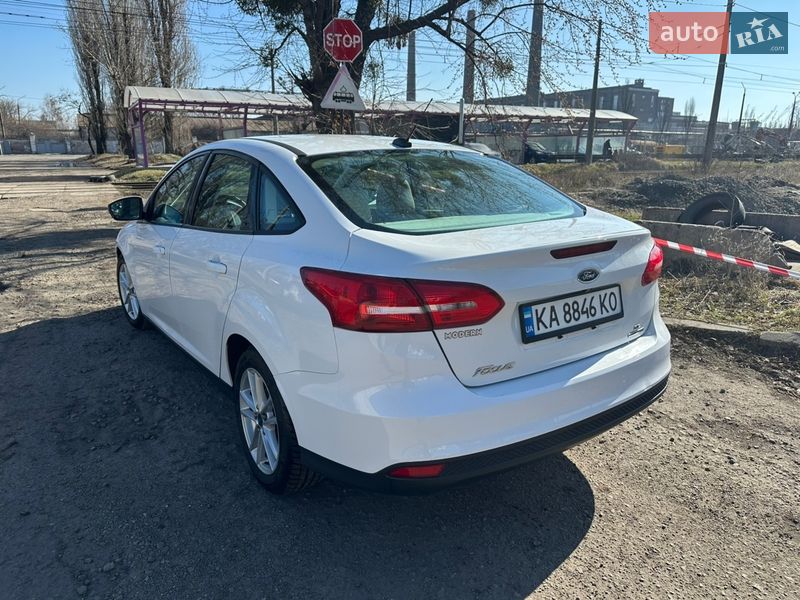 Седан Ford Focus 2015 в Києві
