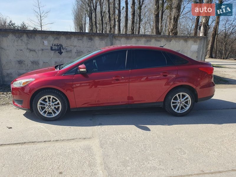 Седан Ford Focus 2016 в Львові