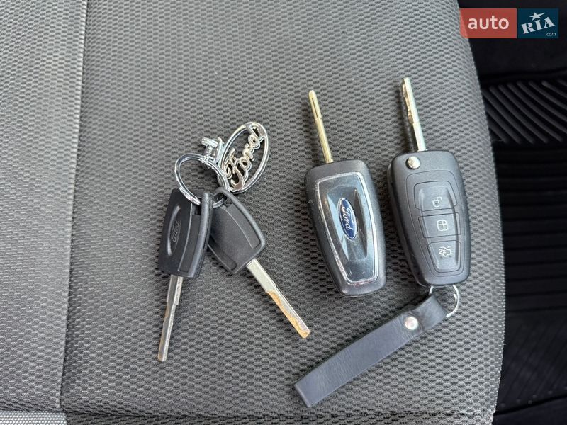 Хетчбек Ford Focus 2011 в Калуші