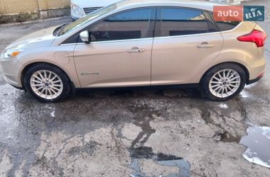 Хетчбек Ford Focus 2017 в Дніпрі