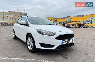 Хетчбек Ford Focus 2014 в Житомирі