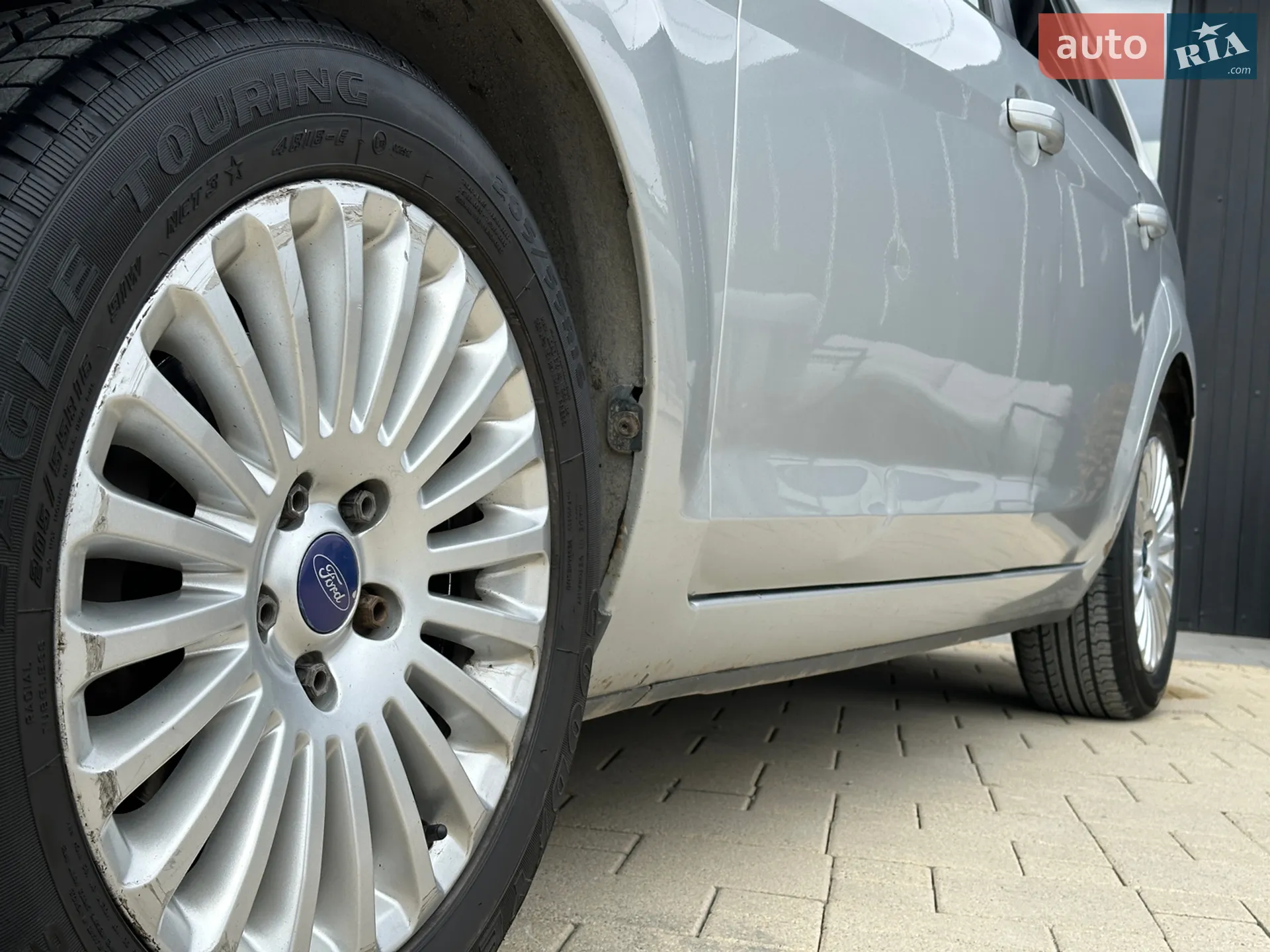 2010 Ford Focus - мініатюра 8