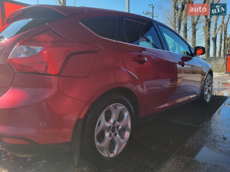 Хэтчбек Ford Focus 2011 в Киеве фото 5 Хэтчбек Ford Focus 2011 в Киеве