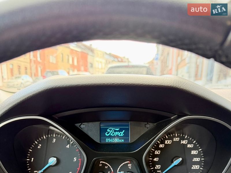 Хэтчбек Ford Focus 2011 в Киеве фото 12 Хэтчбек Ford Focus 2011 в Киеве