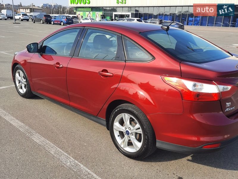 Седан Ford Focus 2013 в Киеве