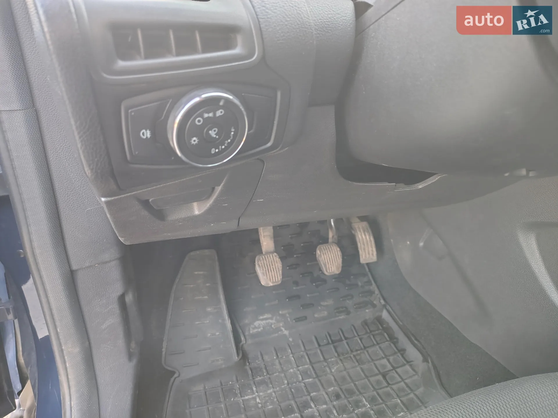 2013 Ford Focus - мініатюра 18